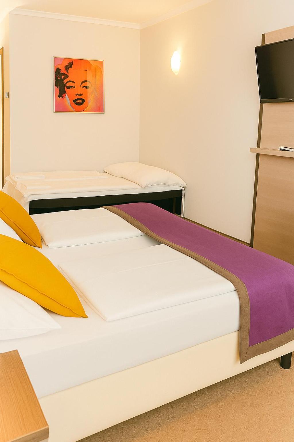Hotel Arion Cityhotel Und 4*