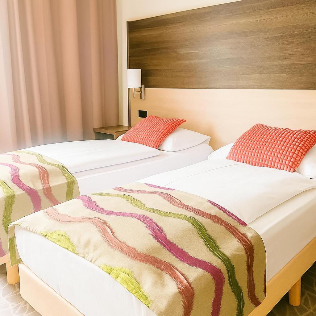 Arion Cityhotel Und 4*